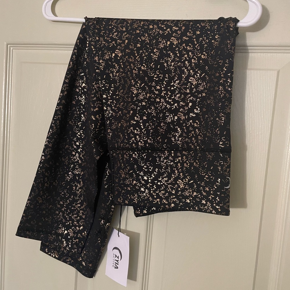 Zyia gold flake light n tight size 16-18 compression leggings 7/8”